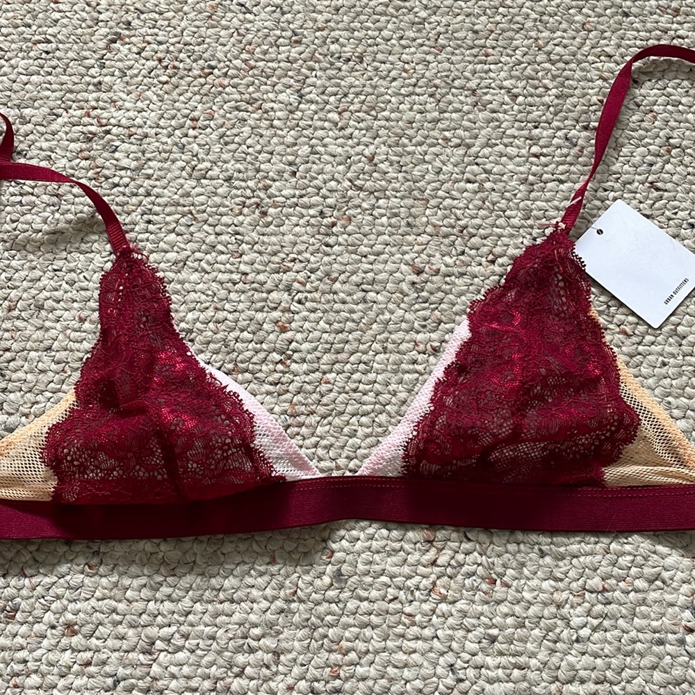 NWT Urban Outfitters Out From Under Red and Nude Lace Bralette Size M